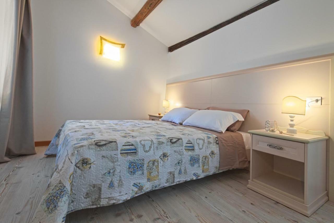 Palazzetto Canossa Venedig Eksteriør billede